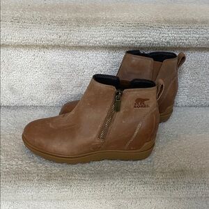 Sorel Brown Leather Ankle Boots size 7